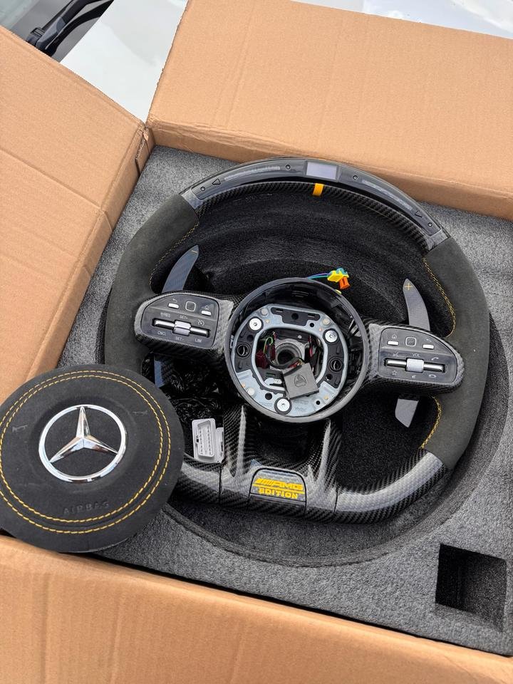 AMG Carbon Lenkrad mit Display – für Mercedes-Benz – Top Zustand