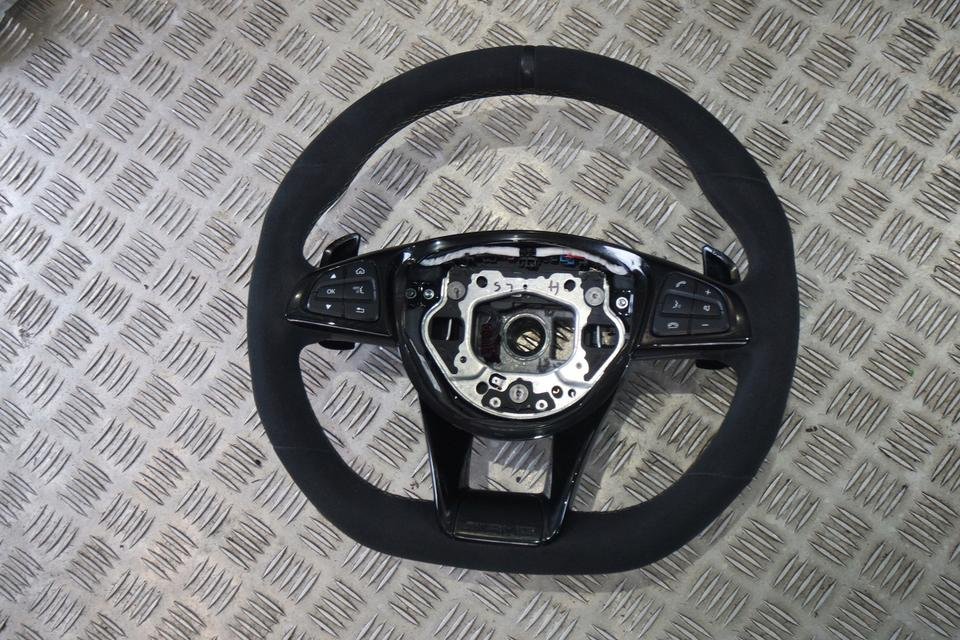 Mercedes AMG GT Lenkrad alcantara steering wheel
