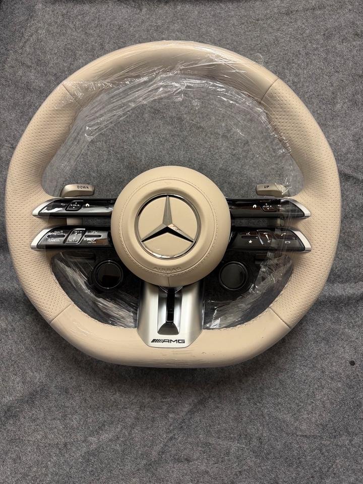 Mercedes AMG Lenkrad weiß w213 w206 w214 w223 W177 W254 W167
