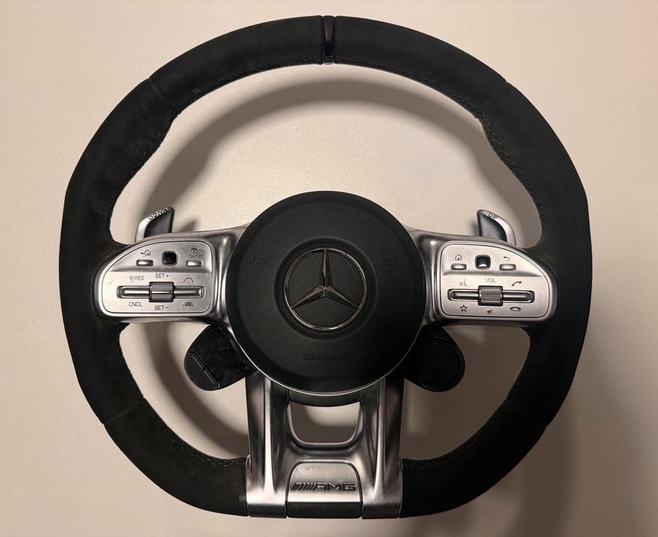 Mercedes AMG Performance Lenkrad mit Drive Unit 1B81 A0050051339