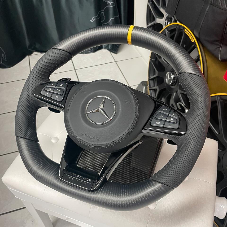 Mercedes AMG Sport Carbon Matt Lenkrad Night Paket C190 GT GTR