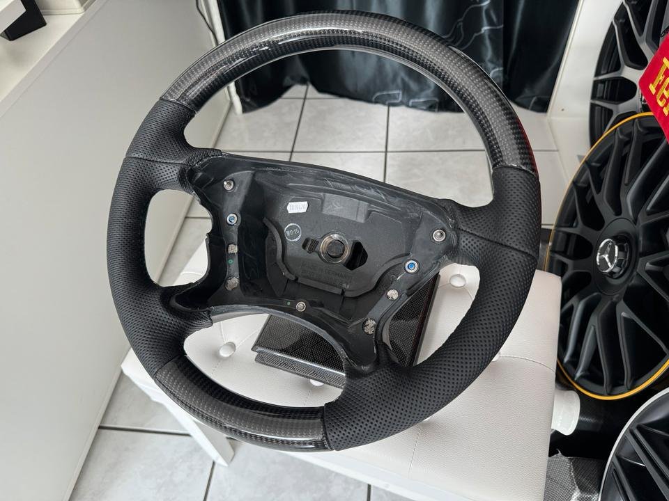 Mercedes-Benz Sport Carbon Lenkrad perforiert W211 C209 R230 C219