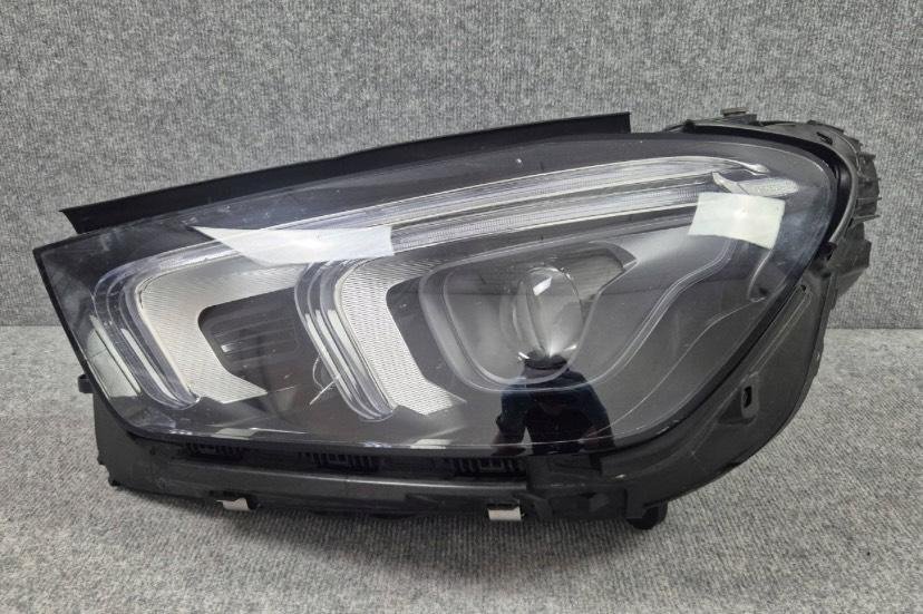 Mercedes-Benz GLE LED Left Headlight (Part Number: A1679069504)