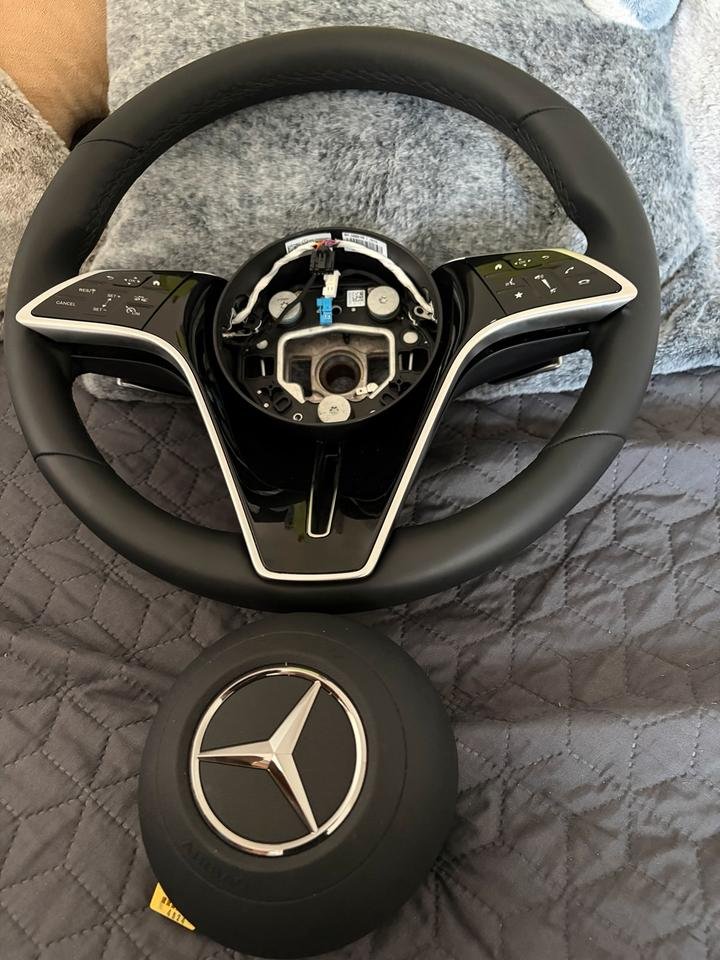 Mercedes Lenkrad W214 W206 W226 W177