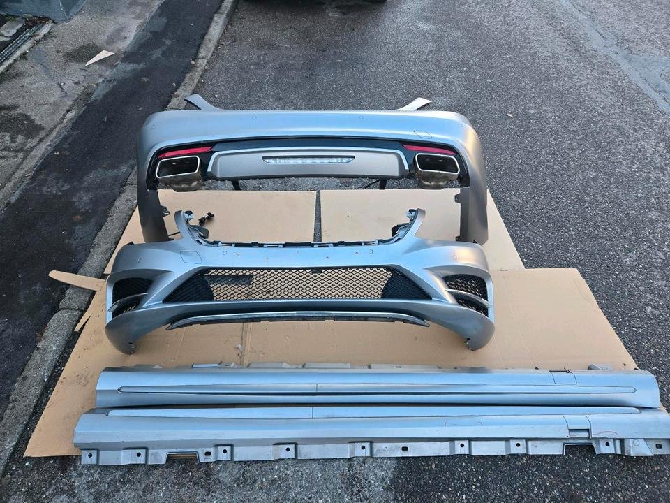 Mercedes S Klasse W222 AMG Paket Stoßstange Seitenschweller 044