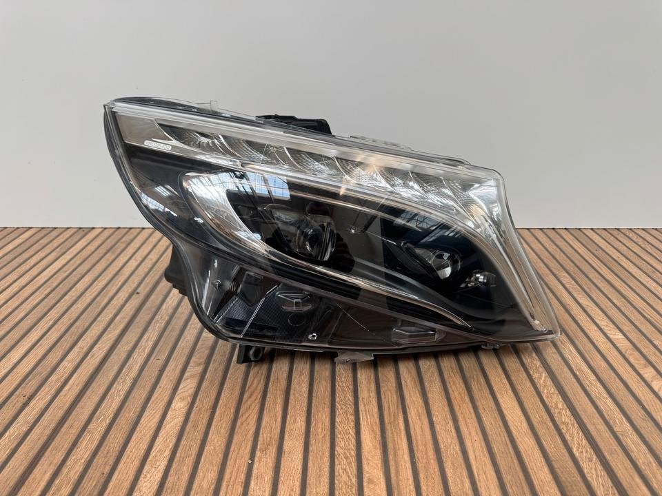 Mercedes-Benz W447 V-Class / Vito ILS Headlight (Part Number: W4479061501)