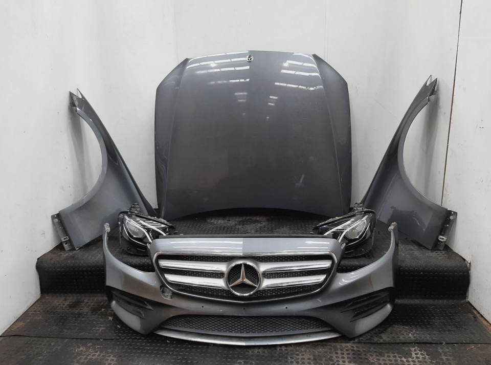 Mercedes W213 E220d AMG Frontpaket Stoßstange Scheinwerfer Haube