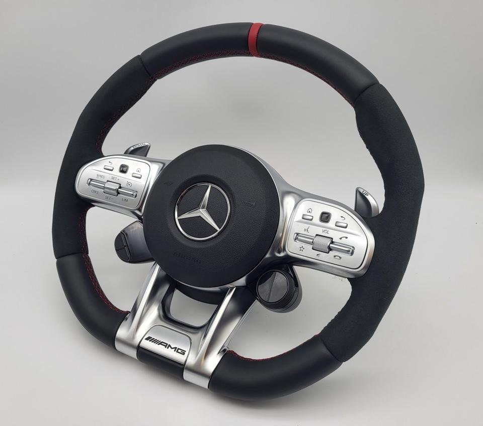 Original Mercedes AMG Performance Lenkrad rote Nacht C63 E63 S63
