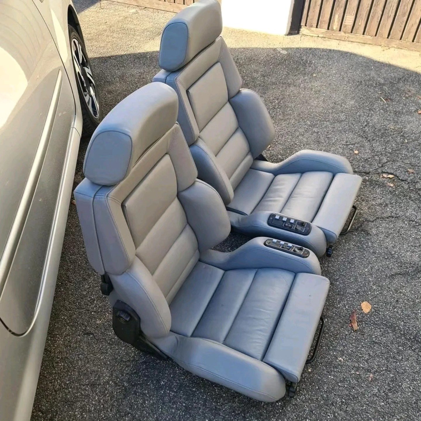 RECARO Classic C Seats – Genuine Mercedes-Benz Parts